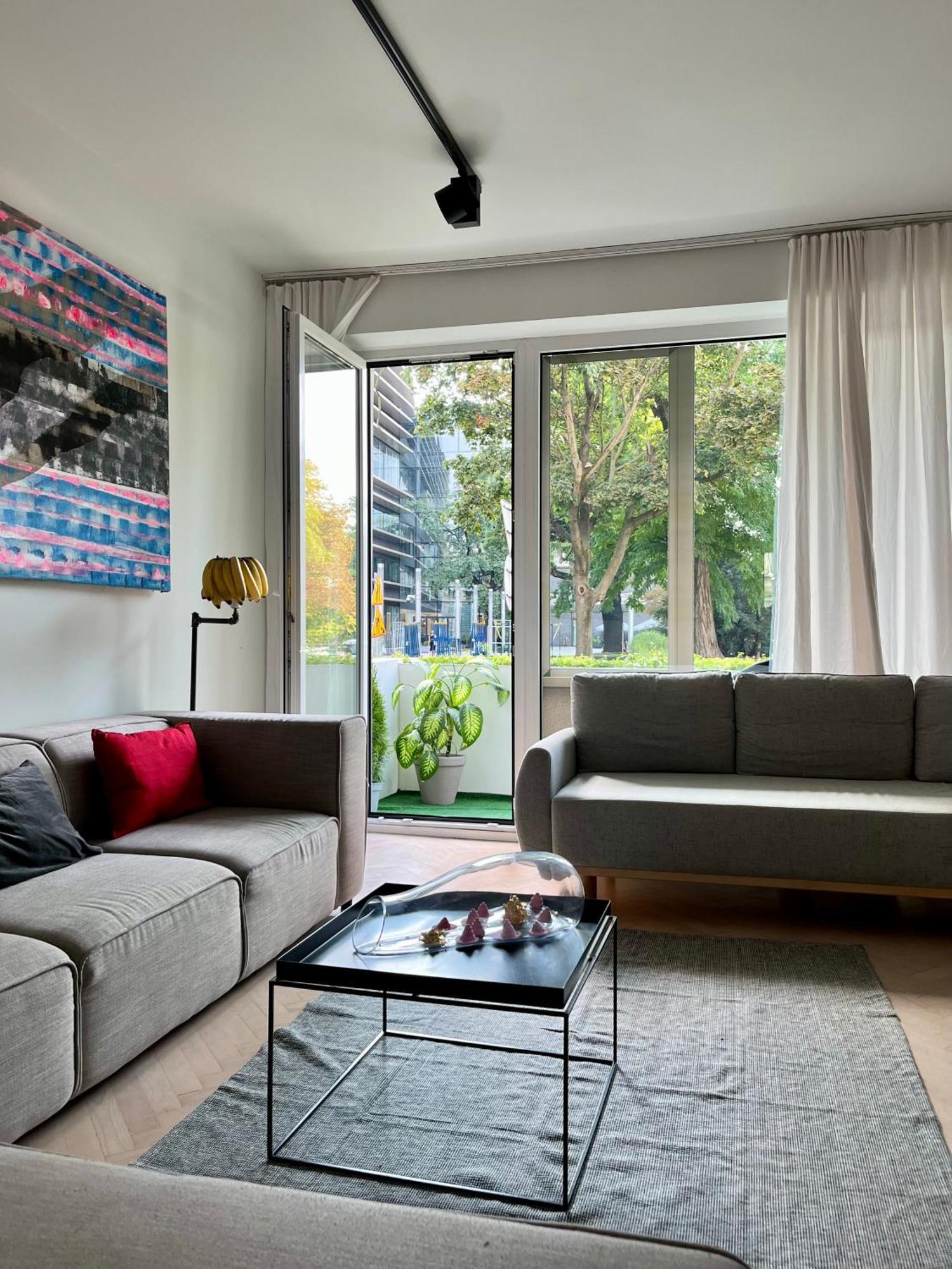 Art & Design 3 Rooms Apartment In City Center Wroclaw Exterior photo